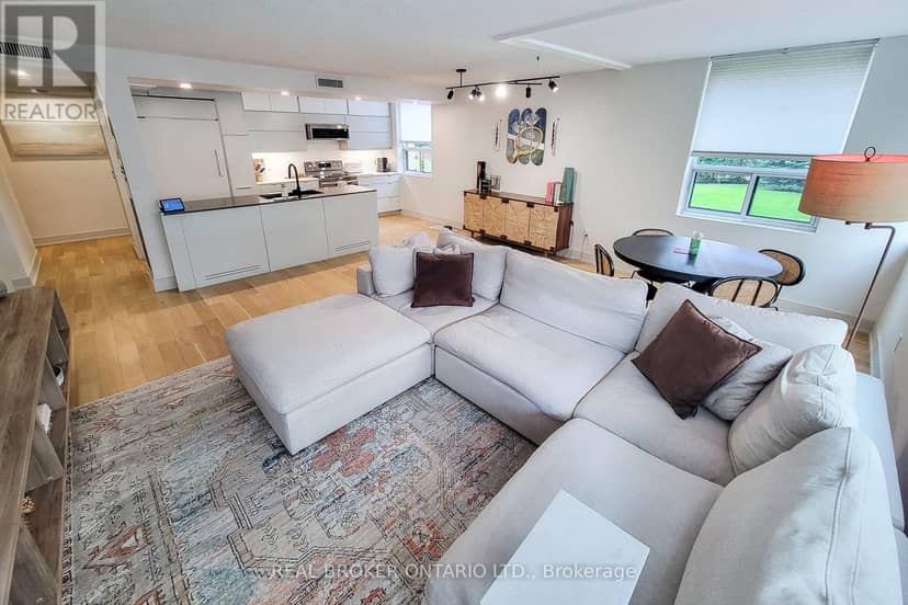 #202 - 120 Duke Street — photo 9 of 40