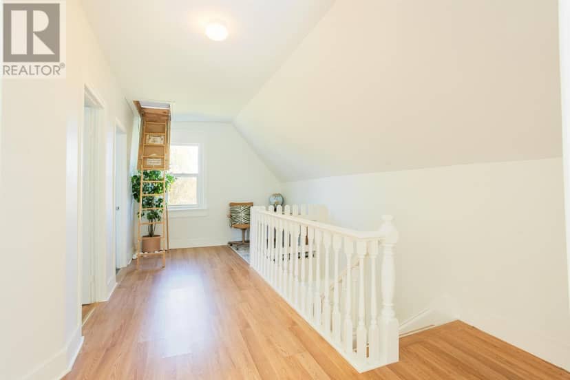 3293 Fort Augustus Road — photo 17 of 34