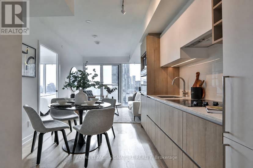 2916 - 319 Jarvis Street — photo 4 of 30