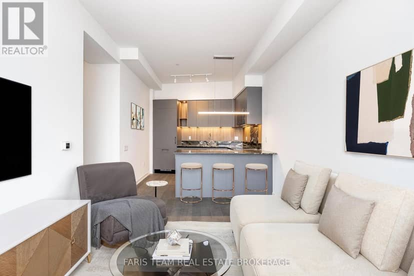 3301 - 39 Mary Street — photo 12 of 37