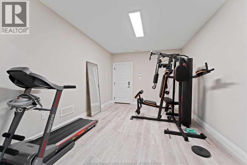 4200 Donato Drive — photo 39 of 40