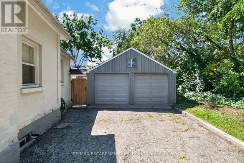 21 Cedar Street — photo 37 of 40