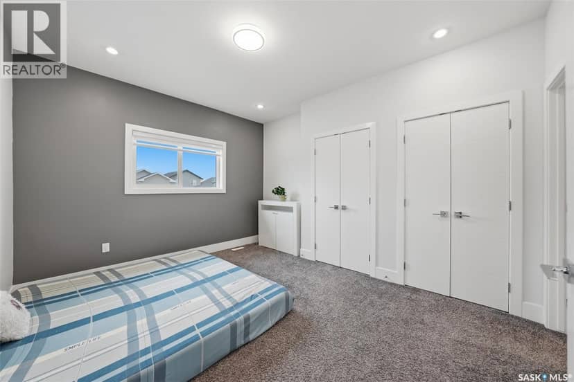 171 Thakur STREET — photo 15 of 40