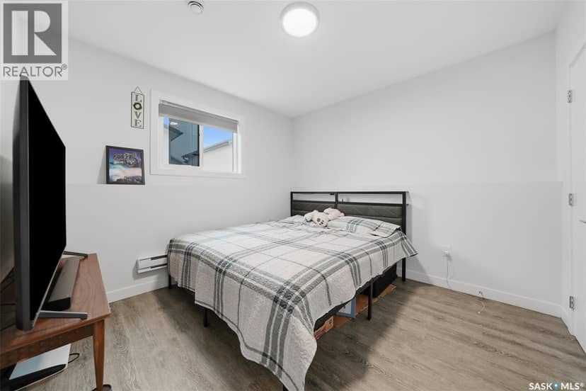 171 Thakur STREET — photo 33 of 40