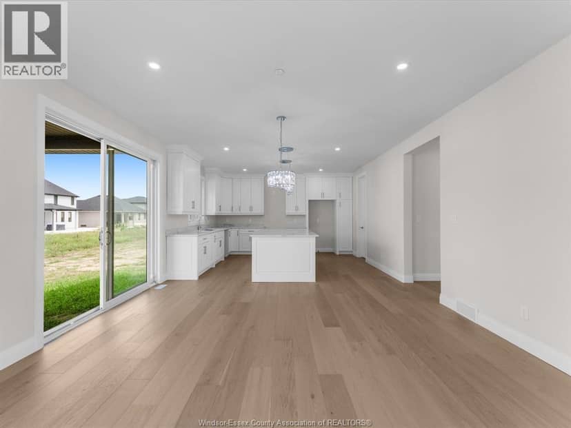 7350 Garnet Crescent — photo 11 of 40