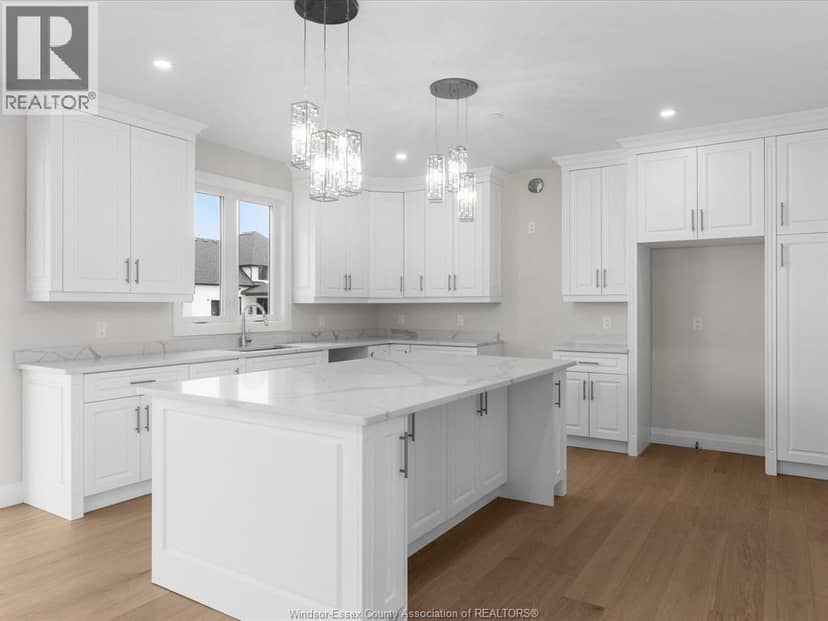 7350 Garnet Crescent — photo 12 of 40