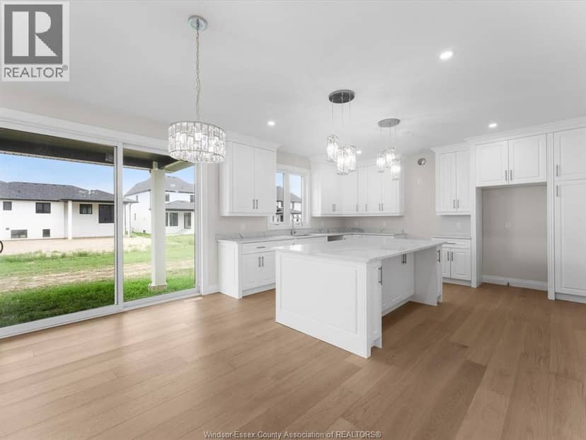 7350 Garnet Crescent — photo 13 of 40