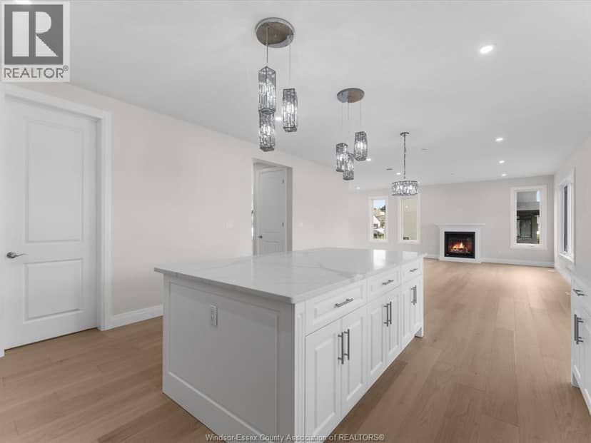 7350 Garnet Crescent — photo 15 of 40