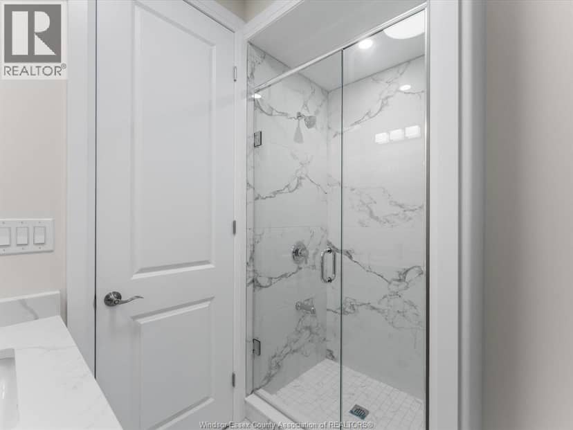 7350 Garnet Crescent — photo 18 of 40