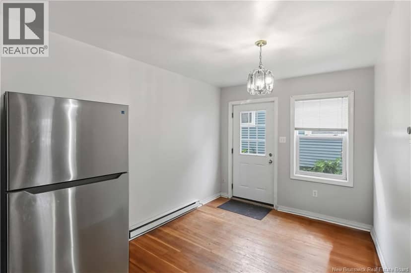 323 Saunders Street — photo 7 of 25
