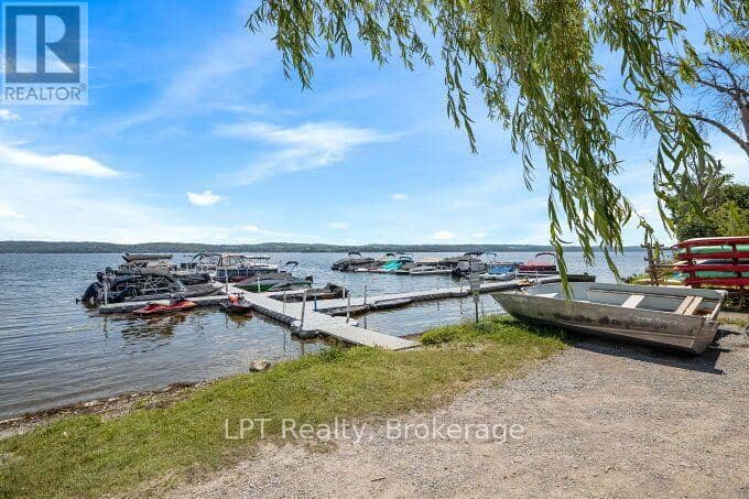 LBA047 - 1235 Villiers Line — photo 35 of 40