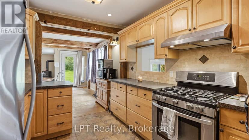 1043 Deloro Road — photo 14 of 40