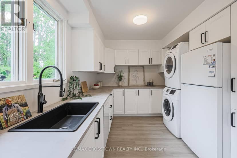 128 Moores Beach Road — photo 10 of 40