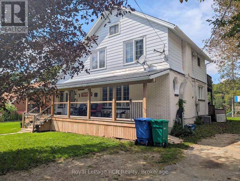 376 George Street E — photo 2 of 29