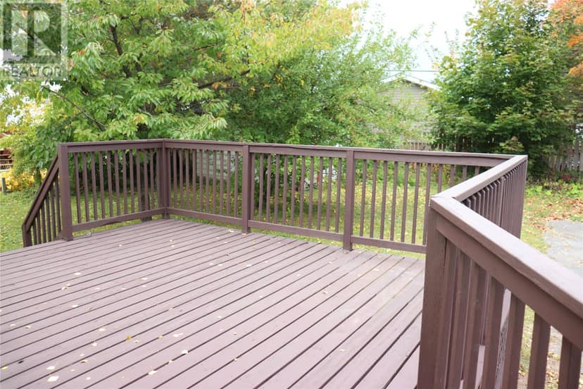 5 St Clare Avenue, Stephenville, photo 4