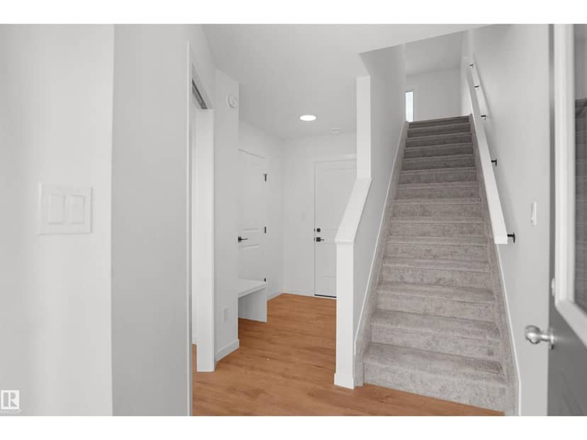 #93 3705 141 ST SW, Edmonton, photo 2