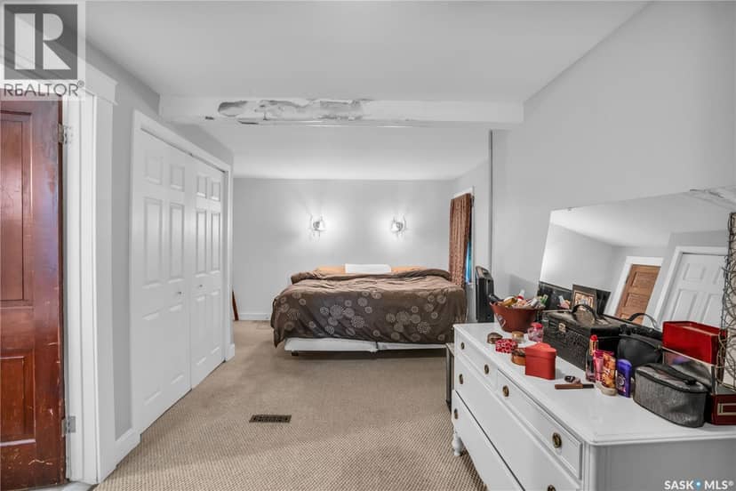2128 Reynolds STREET — photo 27 of 39