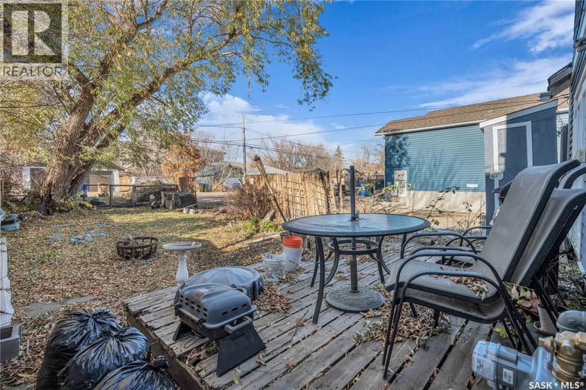 2128 Reynolds STREET — photo 32 of 39