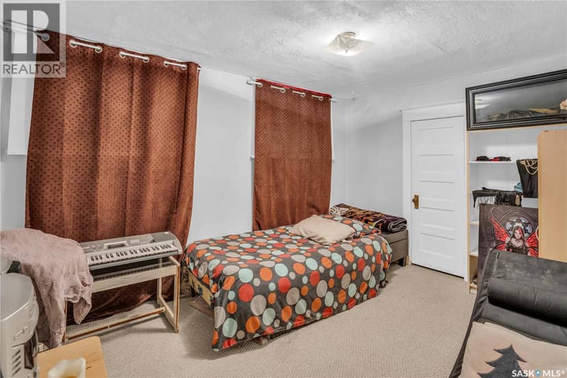 2128 Reynolds STREET — photo 28 of 39