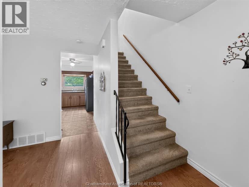 91 Northland DRIVE — photo 7 of 36