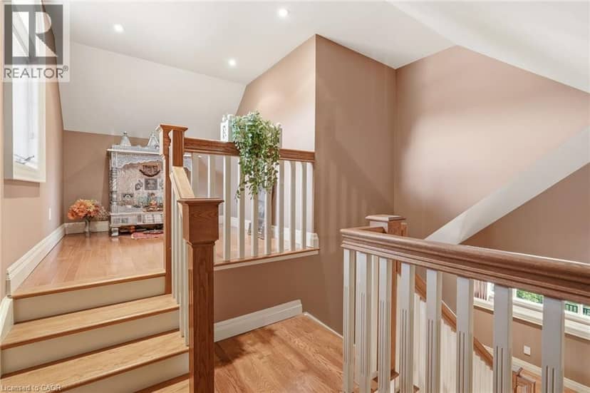 28 MILLCREEK Court — photo 22 of 40