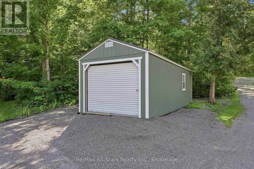 1561 Crystal Lake — photo 39 of 40