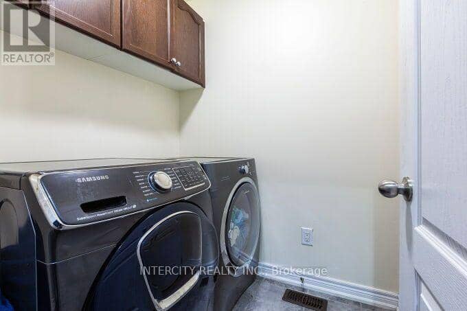 52 McPherson Road — photo 35 of 40