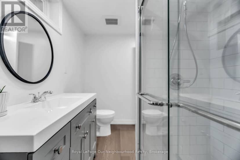 67 Bartlett Crescent — photo 39 of 40