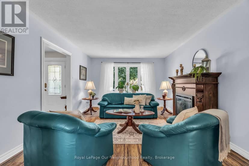 67 Bartlett Crescent — photo 9 of 40
