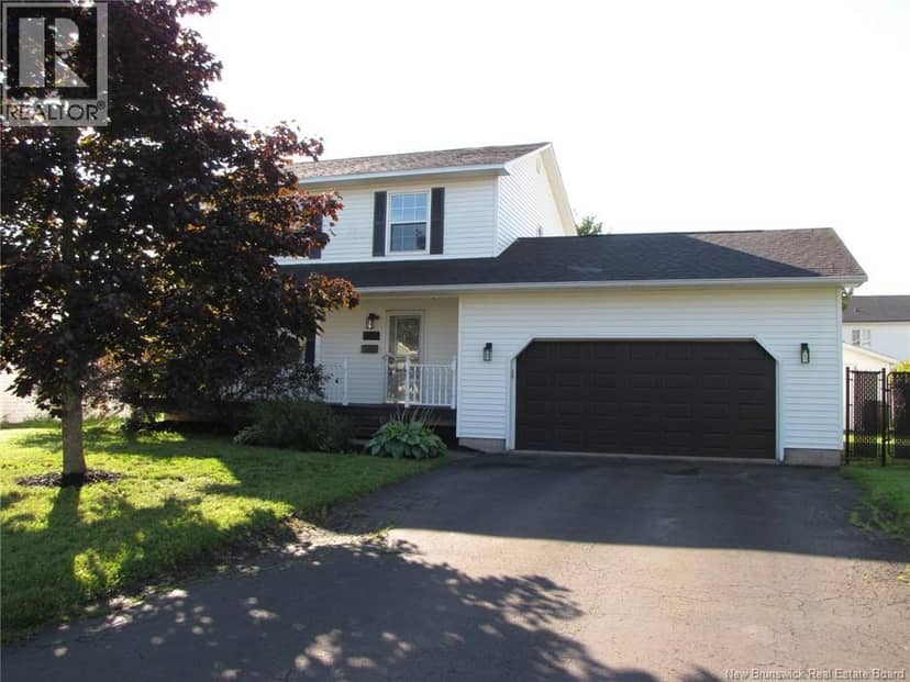 44 Greenhaven Drive — photo 1 of 34