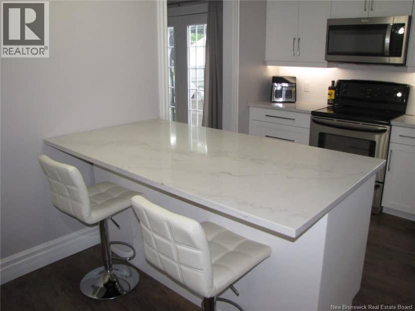 44 Greenhaven Drive — photo 18 of 34