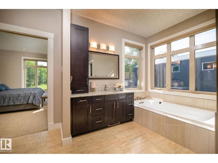 211 Aspen DR — photo 22 of 40
