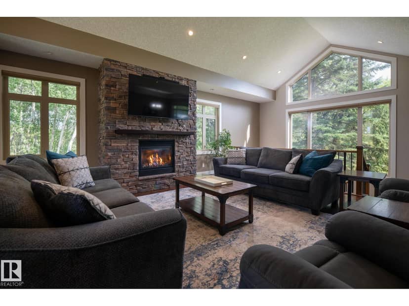 211 Aspen DR — photo 9 of 40