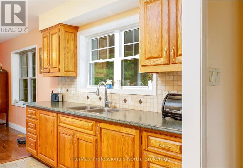 1003 Heron Lane — photo 15 of 28