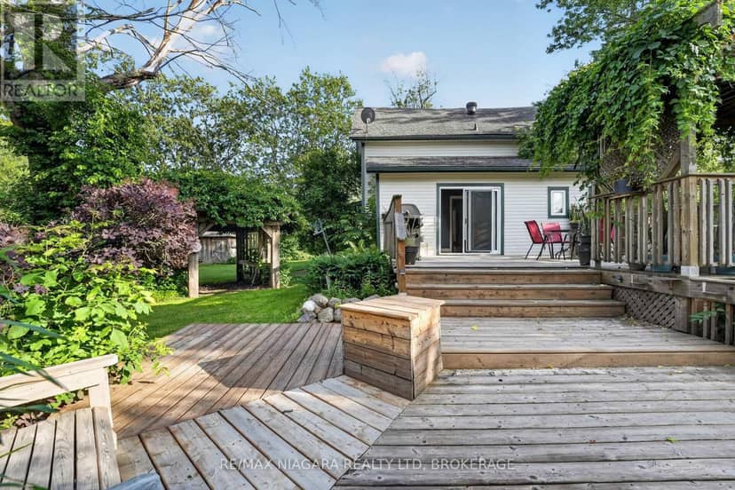3776 Bertie Street — photo 38 of 40