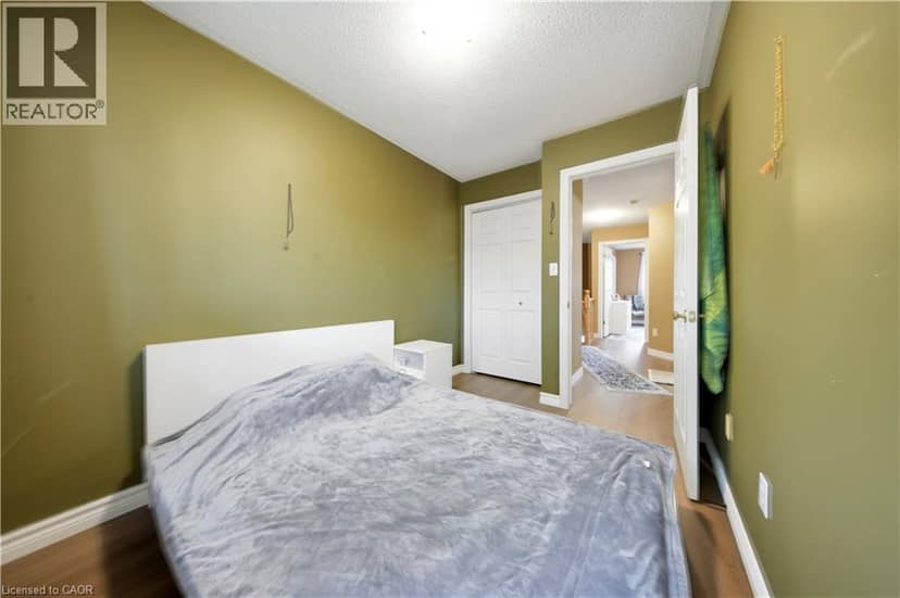 384 LIMERIDGE Road E Unit# 16 — photo 30 of 35