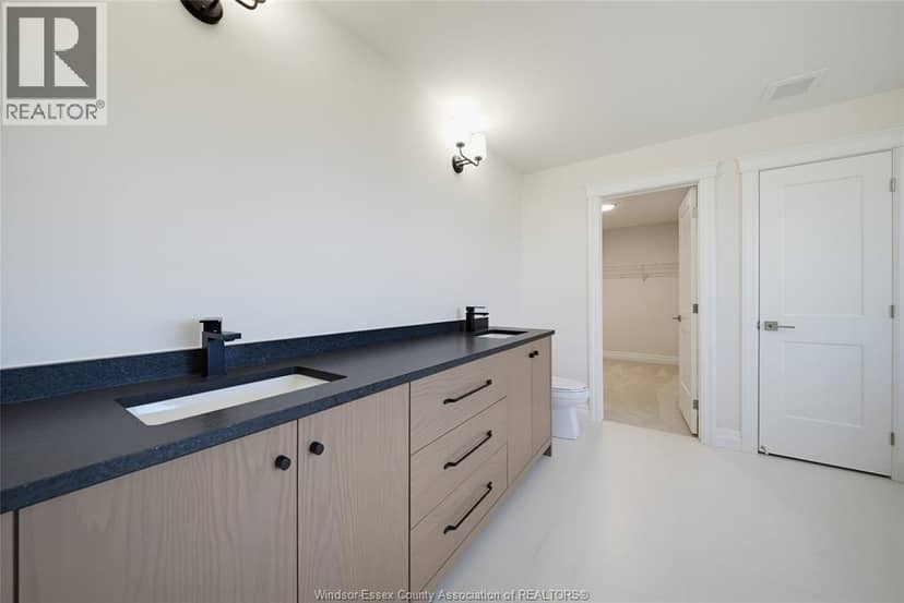 267 Joan Flood — photo 10 of 21