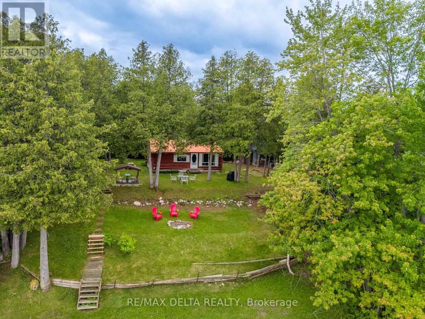 48 Crosby Trail, Whitewater Region
