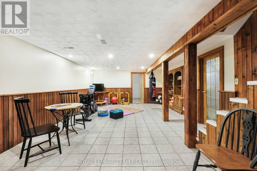 3041 Bridge Street — photo 26 of 35