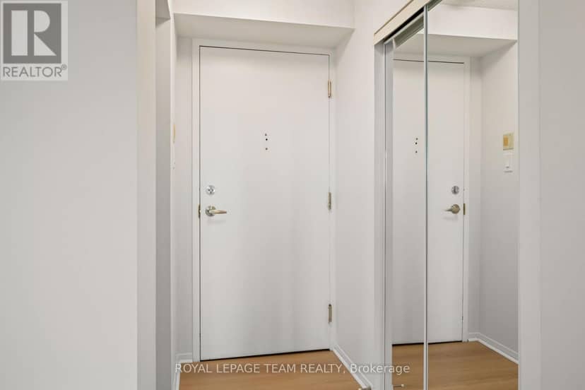 719 - 1025 Grenon Avenue — photo 2 of 40