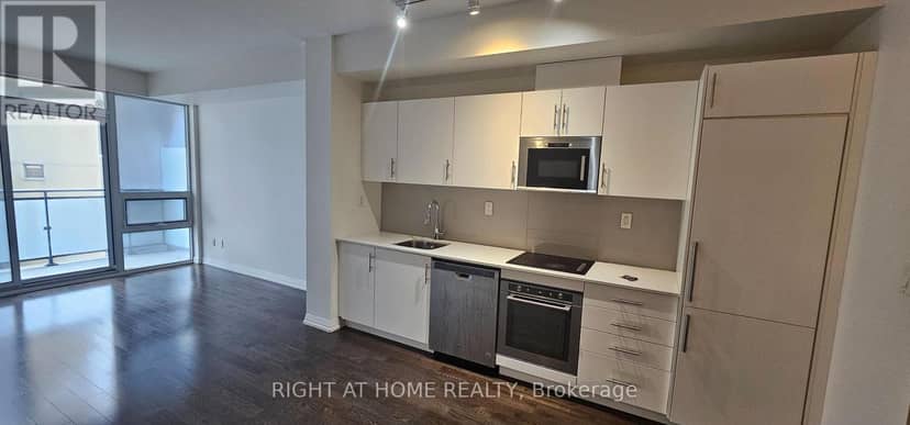 632 - 460 Adelaide Street E — photo 4 of 20