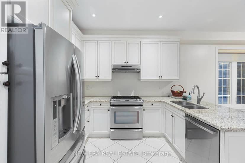 2 Lady Valentina Avenue — photo 9 of 40