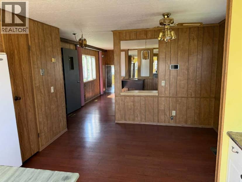 5025 44 Street, Grimshaw, photo 5