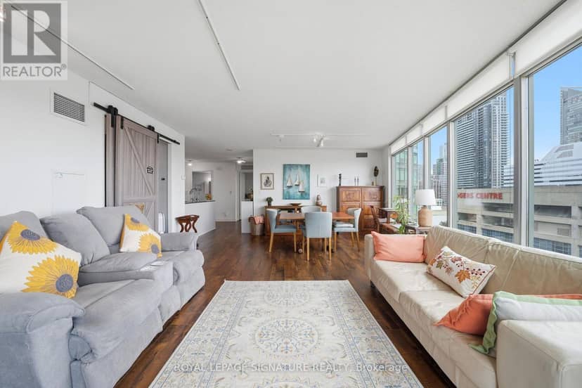 1703 - 81 Navy Wharf Court — photo 6 of 39