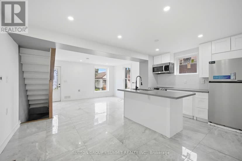 11 Maple Street — photo 12 of 31