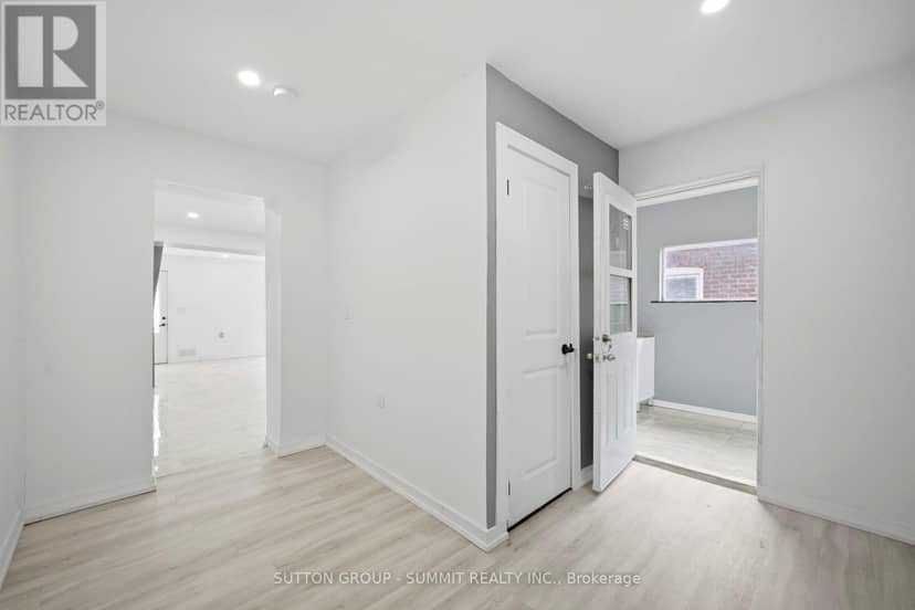 11 Maple Street — photo 14 of 31