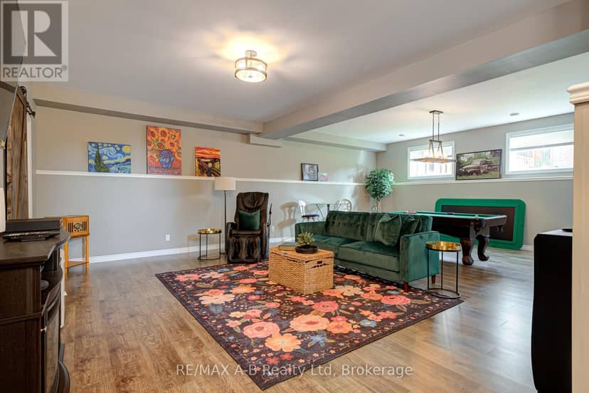 79 Sylvia Street — photo 24 of 40