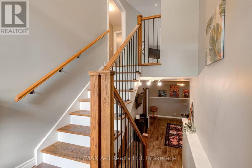 79 Sylvia Street — photo 6 of 40