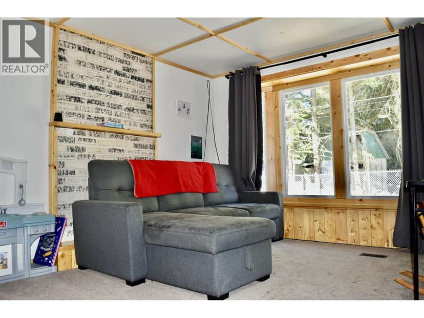 26 4619 LOWRIE AVENUE, Terrace, photo 2