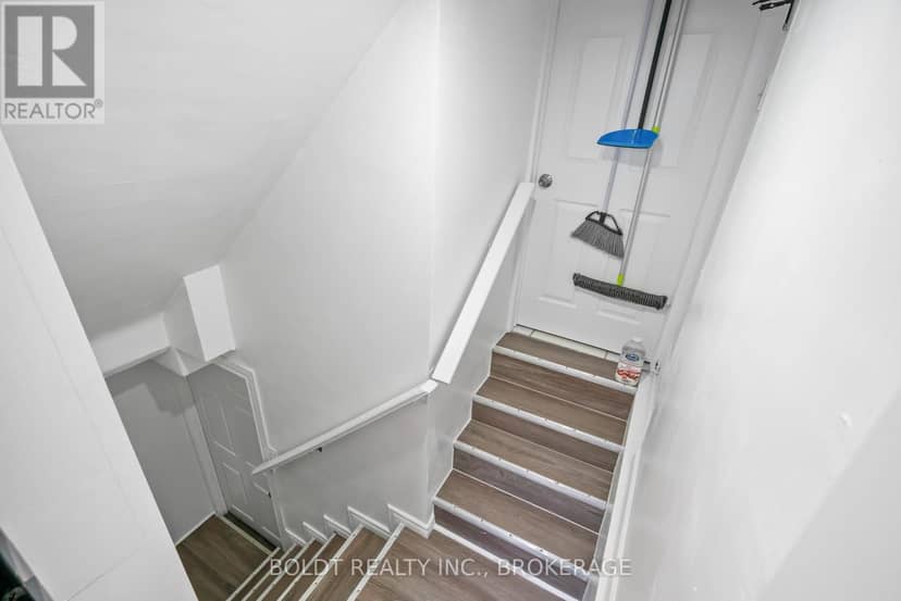 5145 Rice Crescent — photo 9 of 25